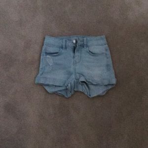 Light washed Jean shorts